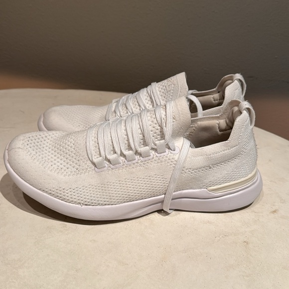 APL Sneakers - Picture 3 of 4